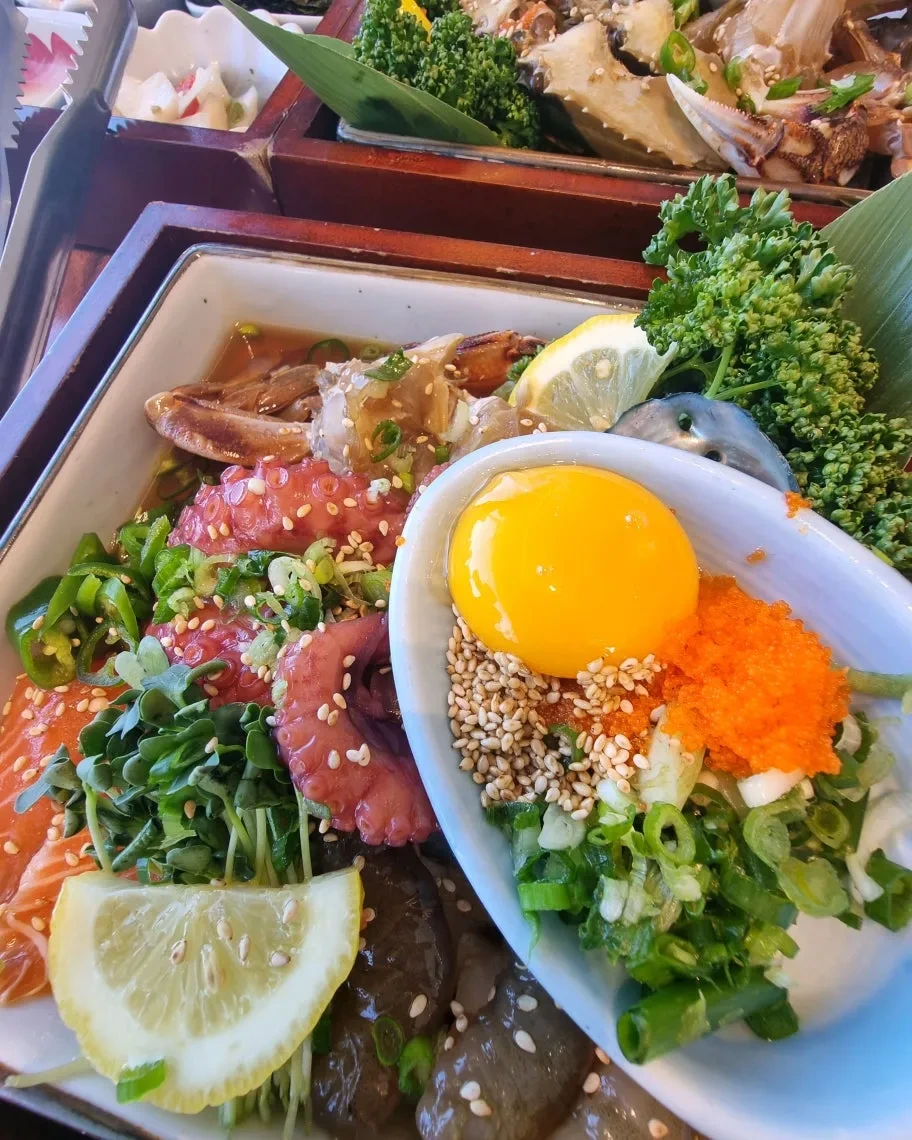 480637179_17869406001301992_5562570280170608626_n.webp?efg=eyJ2ZW5jb2RlX3RhZyI6InRocmVhZHMuQ0FST1VTRUxfSVRFTS5pbWFnZV91cmxnZW4uOTEyeDExNDAuc2RyLmY3NTc2MS5kZWZhdWx0X2ltYWdlIn0&_nc_ht=scontent-ssn1-1.cdninstagram.com&_nc_cat=100&_nc_oc=Q6cZ2QEDWcKWsJLO4Jdf8k4ruOJVayaB-rYBPxKk860i6jF9nbWkb-F1KnIJQ_kX-D9tXIs&_nc_ohc=merw38f_UBYQ7kNvwEbpHw4&_nc_gid=giMohioleseRzvh3H9r-Hw&edm=ALvRx_oBAAAA&ccb=7-5&ig_cache_key=MzU3MjYxMzQwNDA0MjQxOTM2Ng%3D%3D.3-ccb7-5&oh=00_AfFrfCSgJ4Hq0ljlX4t27lXJkCZwiZ9N81LKHRqr8DfuvQ&oe=67F7C11D&_nc_sid=ecb15b