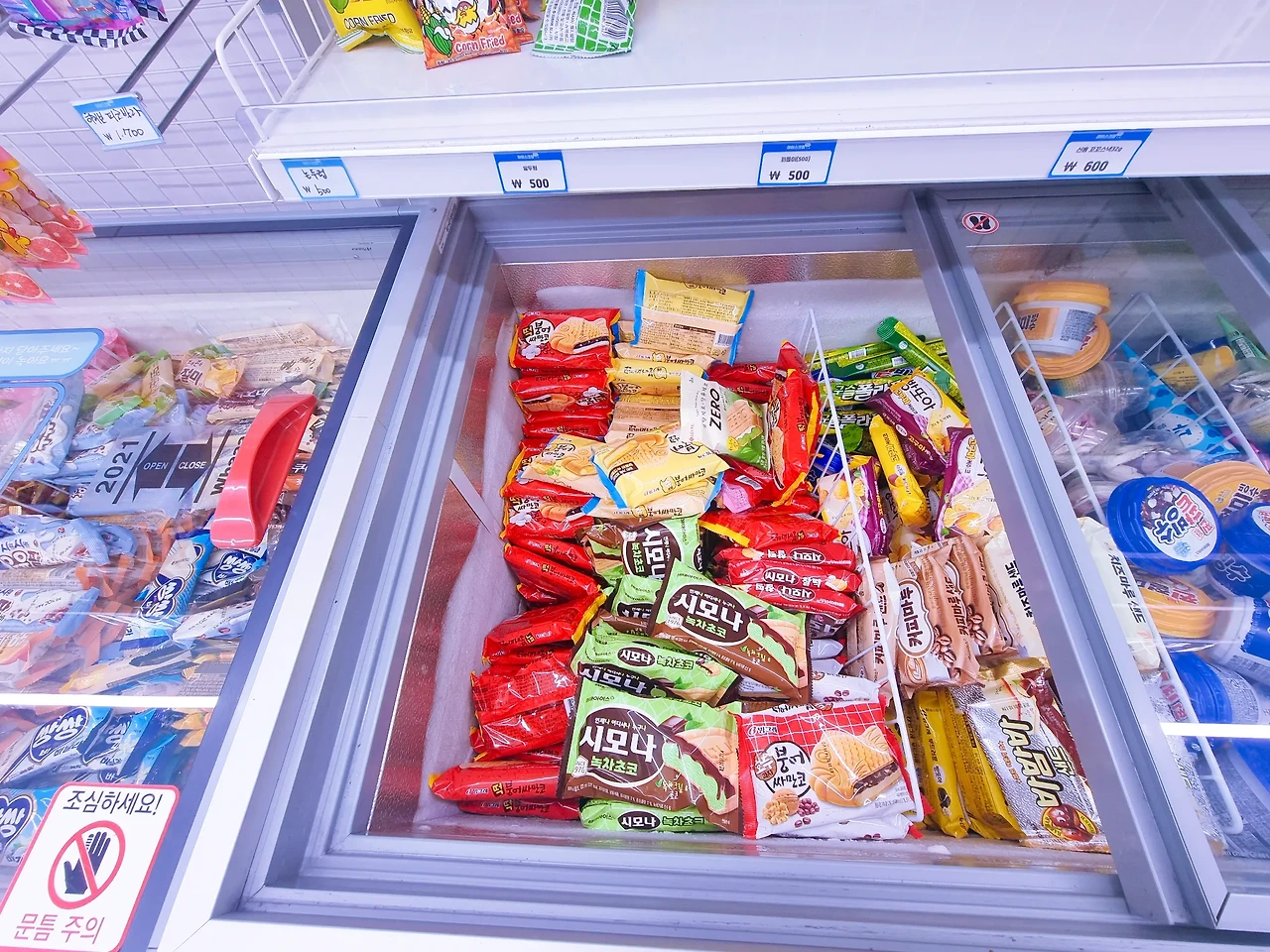 491493432_17876475807301992_3235206291078343121_n.webp?cb=30a688f7-fa102a98&efg=eyJ2ZW5jb2RlX3RhZyI6InRocmVhZHMuRkVFRC5pbWFnZV91cmxnZW4uMjAwMHgxNTAwLnNkci5mNzU3NjEuZGVmYXVsdF9pbWFnZSJ9&_nc_ht=scontent-ssn1-1.cdninstagram.com&_nc_cat=100&_nc_oc=Q6cZ2QGWrZo584hyJ8UHFtgPXy2l7FVp9iWudyguN0N9z8r2YKjEKUmRg81HfeoMLmQ4t9Y&_nc_ohc=ekiOTxmEl_AQ7kNvwGYa2E4&_nc_gid=KkZxyJuOzSwgMwAy6PORXA&edm=APs17CUBAAAA&ccb=7-5&ig_cache_key=MzYxMjg4NzcxMzAwMDAxNjgwMw%3D%3D.3-ccb7-5-cb30a688f7-fa102a98&oh=00_AfFz9i9Cw7z21uLr1NKG66mdGePPNsJd-6r5Yz49wl27fw&oe=68070E54&_nc_sid=10d13b