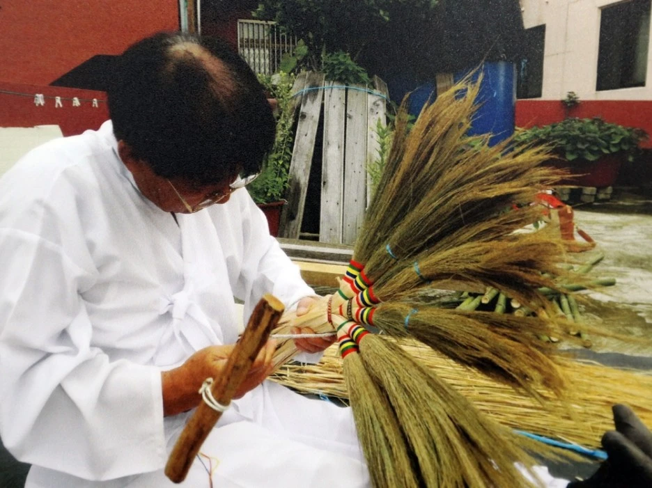 AKR20171013149800051_01_i_P4_%EA%B0%88%EB%8C%80_%EB%B9%97%EC%9E%90%EB%A3%A8_%EB%A7%8C%EB%93%9C%EB%8A%94_%EB%B0%B0%EC%98%81%ED%9D%AC%EC%94%A8_-%EC%97%B0%ED%95%A9%EB%89%B4%EC%8A%A4.jpg?typew1