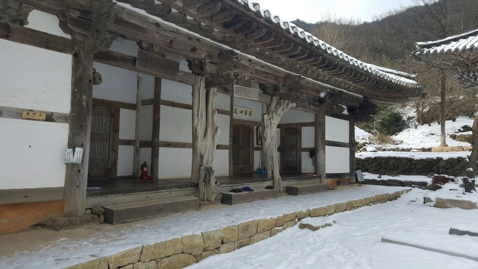 hwaeomsa-temple-2128346_1920.jpg?type=w1