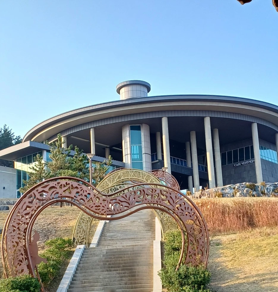 SE-5694545c-53b9-11ed-aada-df90a04a9aa4.jpg?type=w1