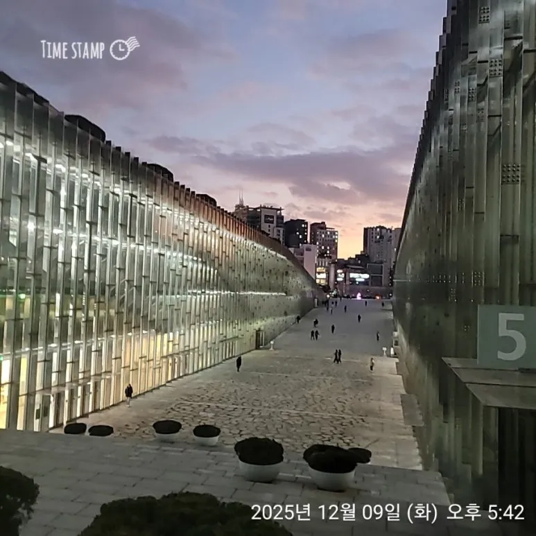 900%EF%BC%BF2025%EF%BC%8D12%EF%BC%8D09T17%EF%BC%BF42%EF%BC%BF23.049.jpg?type=w773