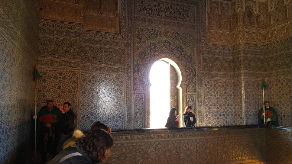 다운로드 (8).jpeg