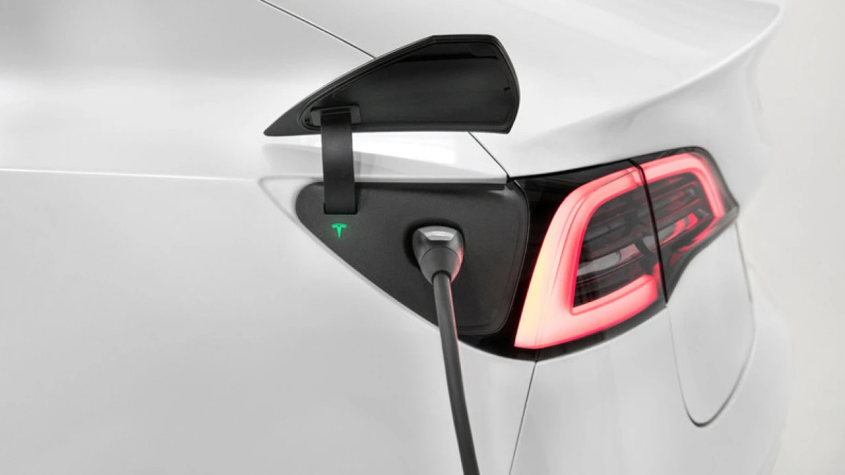 desktop-environment-eletric-car