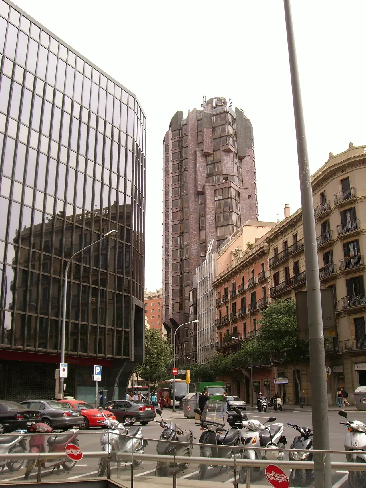 바르셀로나건물들.JPG