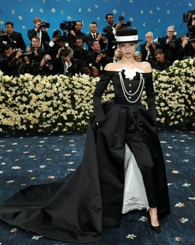 snapins-ai_3626122571072454837.jpg?type=w386