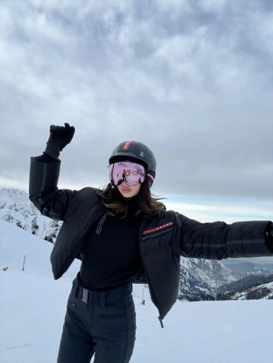 PRADA4.png?type=w386