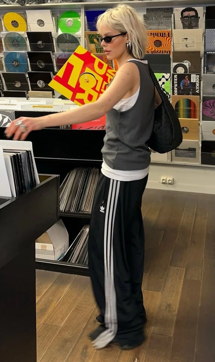 image_(42).png?type=w1