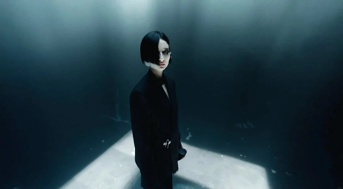 1615195788-1615151939329439-givenchy-fall-winter-2021-collection-fashion-runway-show.jpg?type=w1200