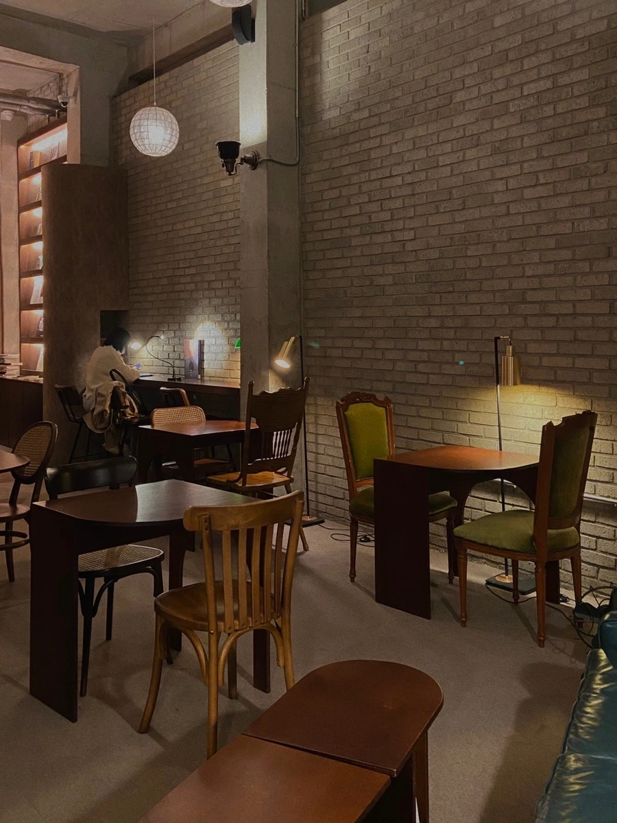 문학살롱 초고_3.jpeg