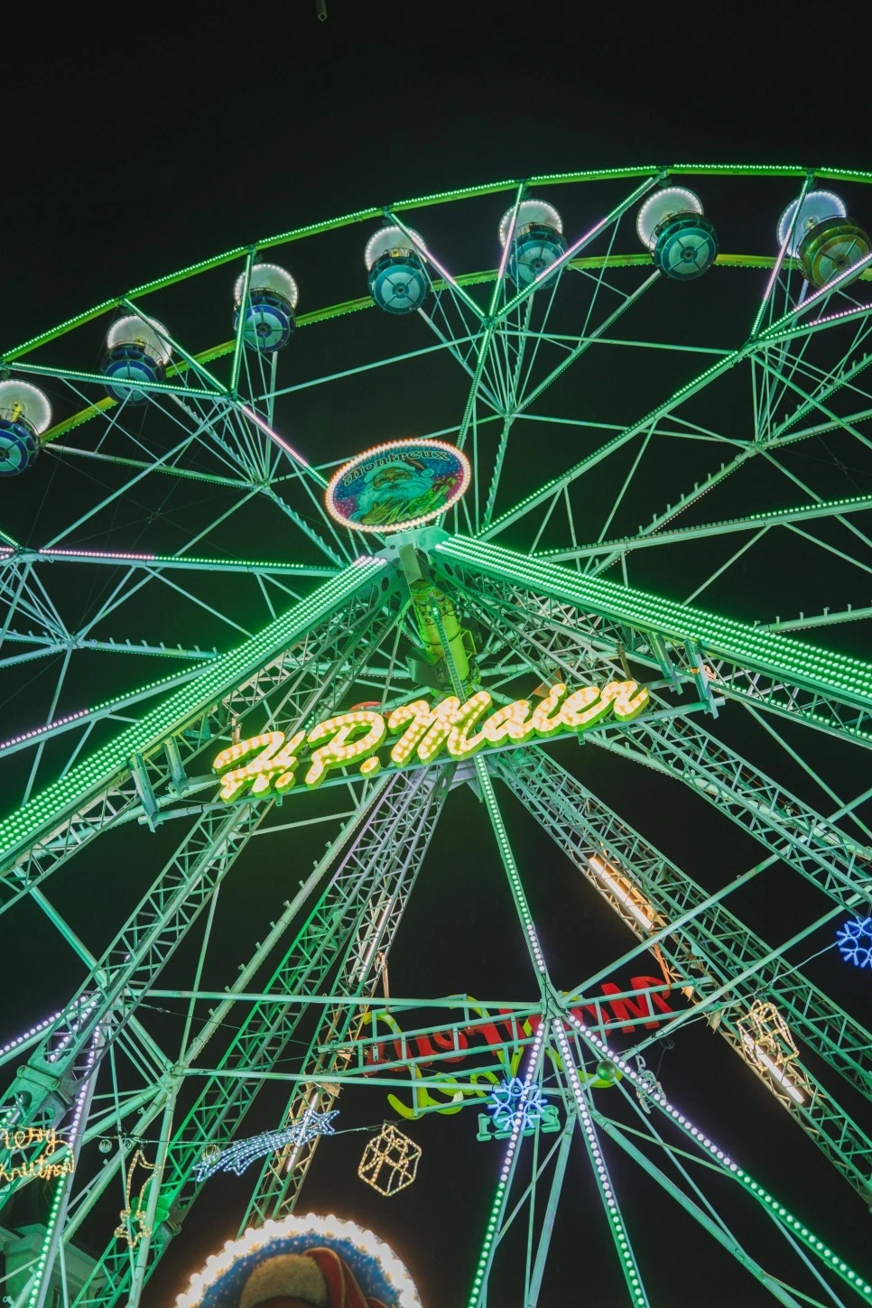 몽트뢰 크리스마스 마켓_3.jpeg