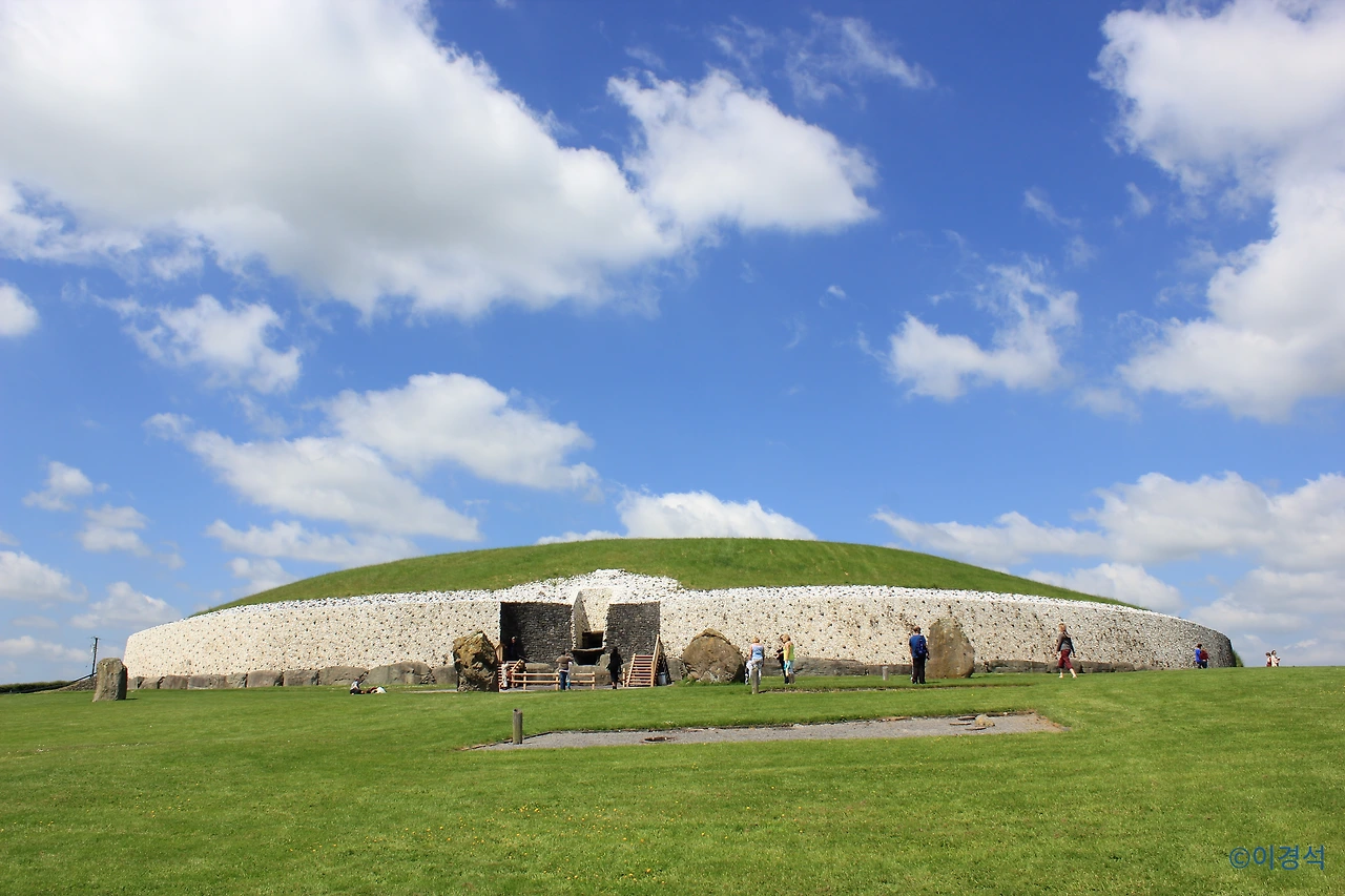 아일랜드 보인유적지.JPG