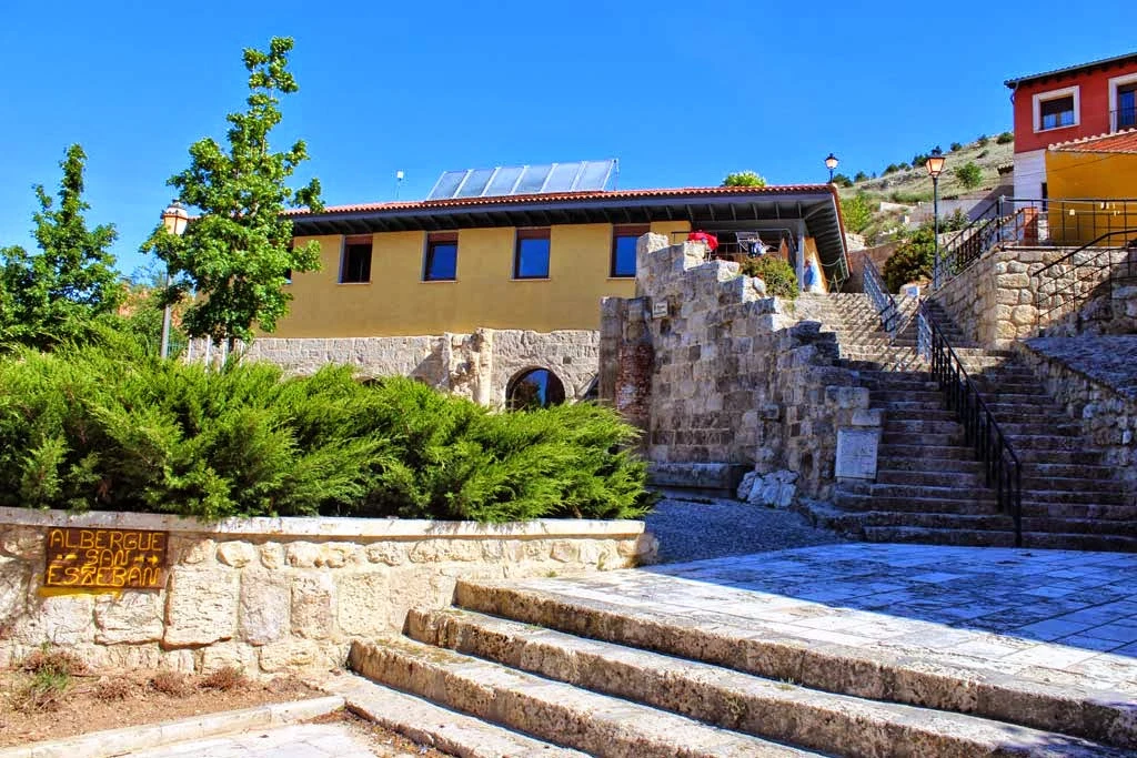 albergue_de_peregrinos_municipal_san_esteban_castrojeriz.jpg