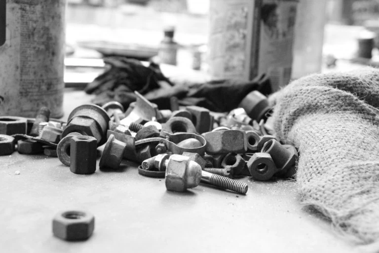 나사와 너트.jfif