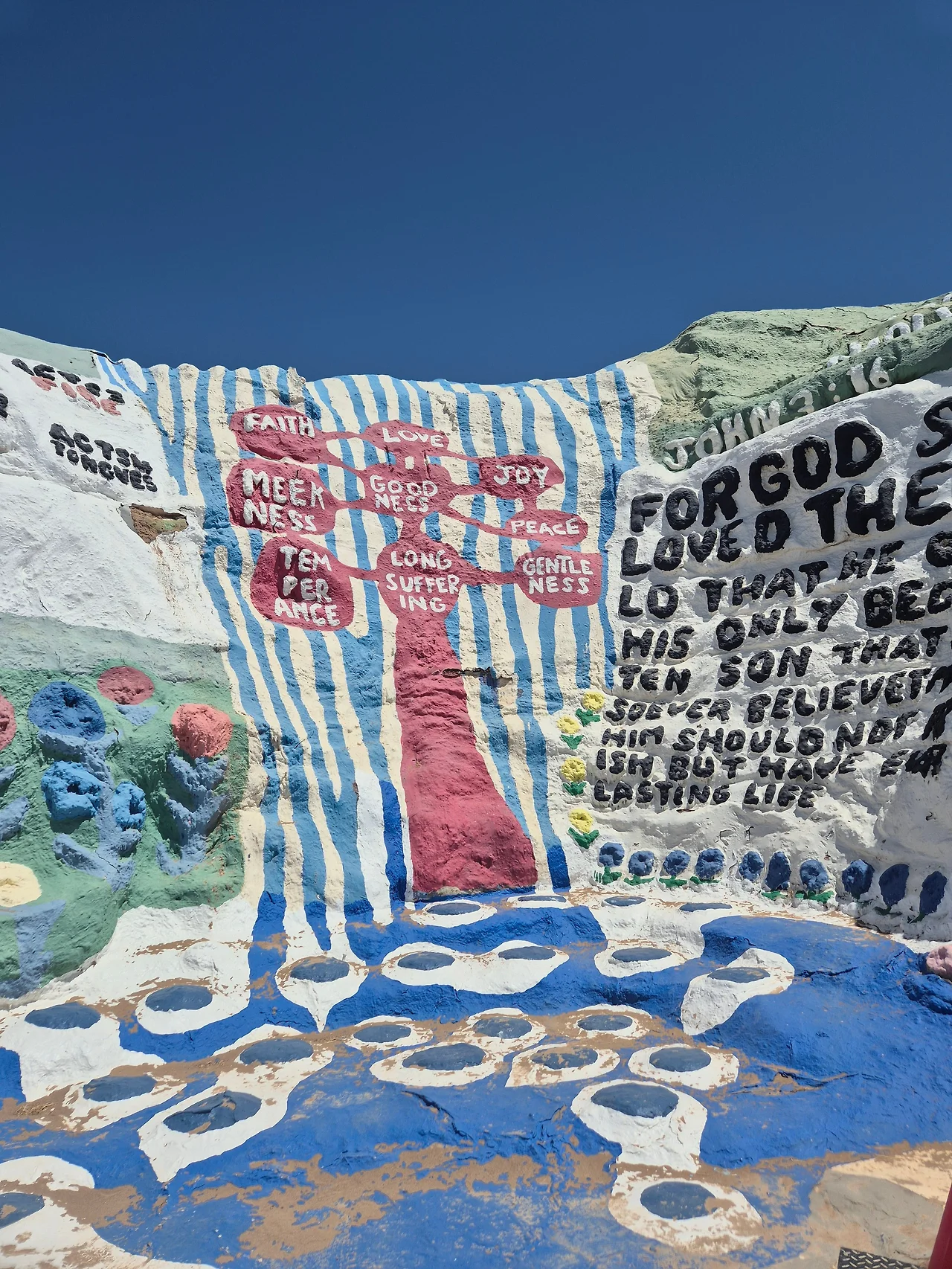 GoOpYa9bYAM-w3F.jfif