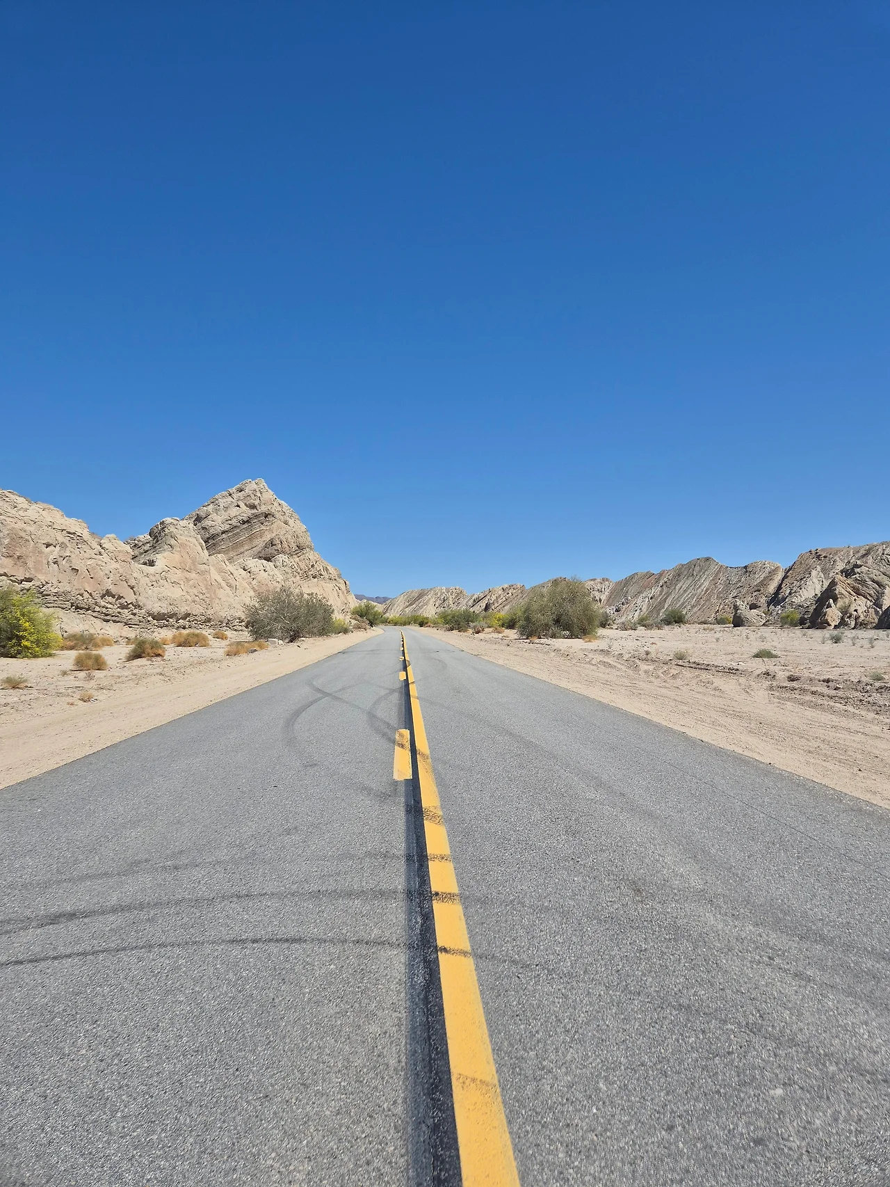 GoOqCpUaIAARnZX.jfif