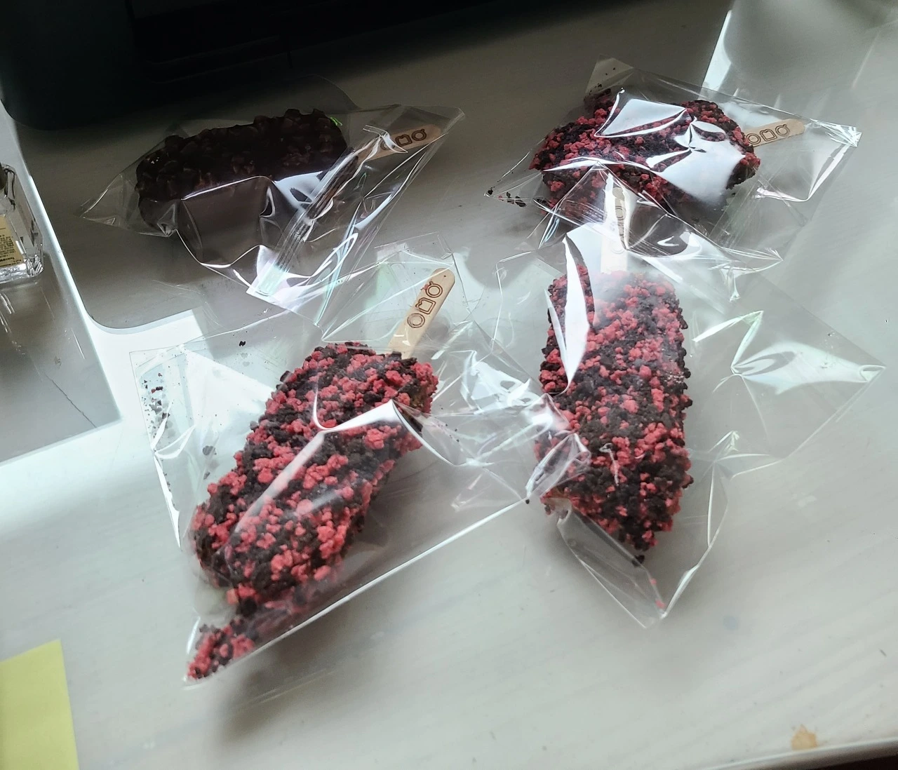 Rv7WgMT79YKqO8BFkMPlPpR-ZOo