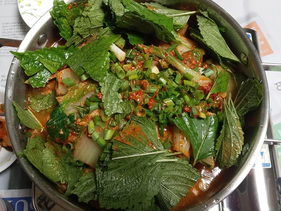 f4322c3cf26ef58a96ce233cbc38da4af0c1a2dd