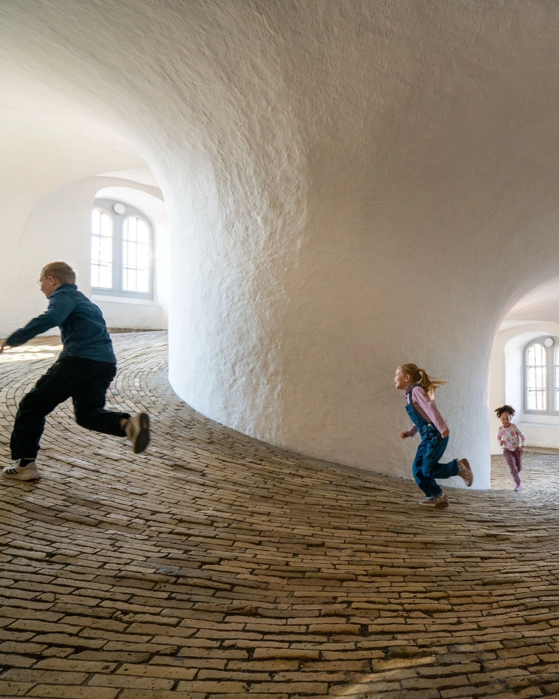 459166922_926665246172249_5061234160899212220_n.jpg?_nc_cat=109&ccb=1-7&_nc_sid=127cfc&_nc_ohc=eC_GCLeR16EQ7kNvgE15OAt&_nc_zt=23&_nc_ht=scontent-sea1-1.xx&_nc_gid=A09p2cZgHodFxcFWwB48dq9&oh=00_AYDvEKzle62khCm5RqGbfZgog158Pod-o7aaJNWw80bBCA&oe=6734190A