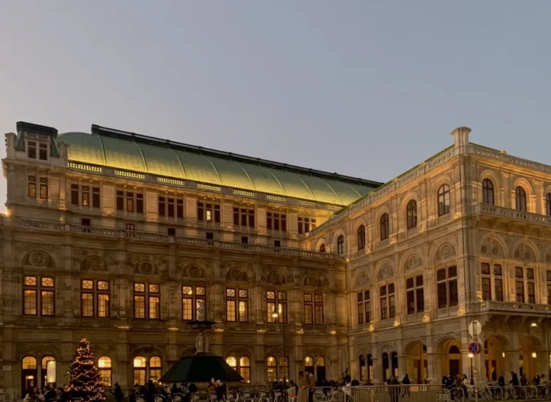 IMG_8290.jpg?type=w773