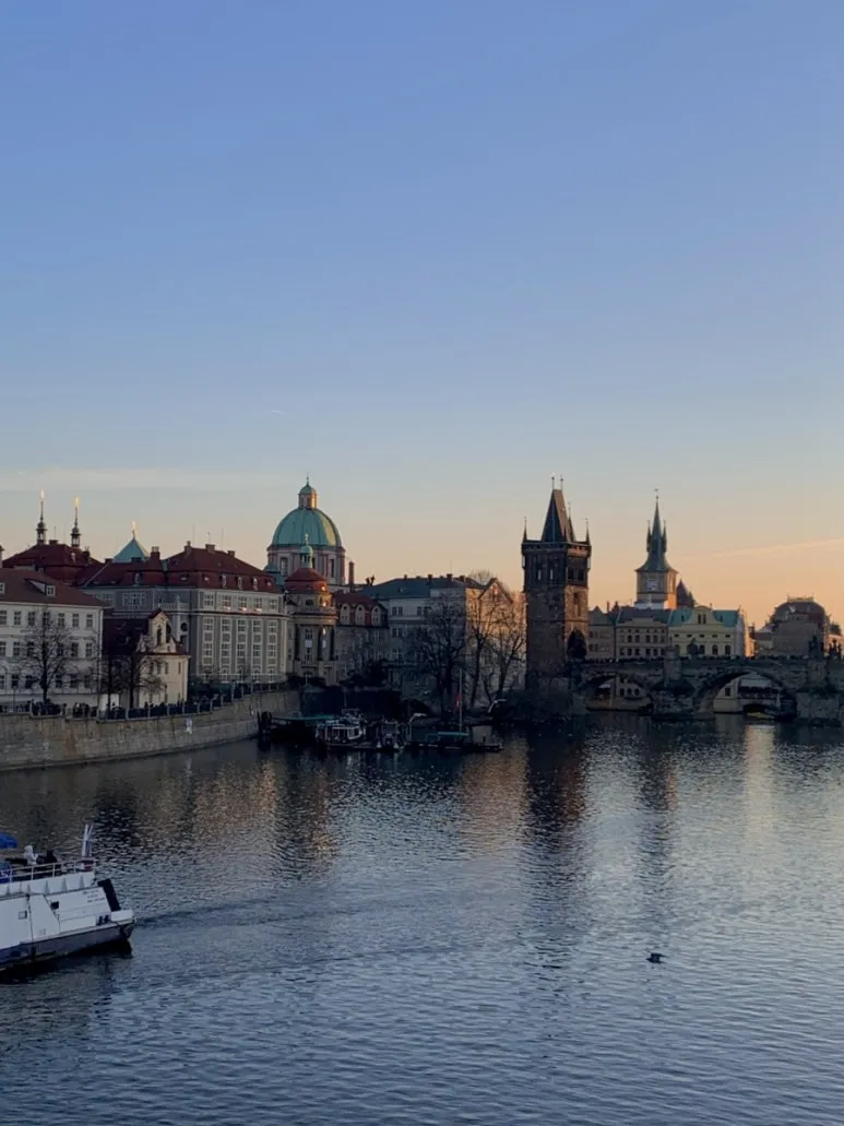 IMG_7253.jpg?type=w773