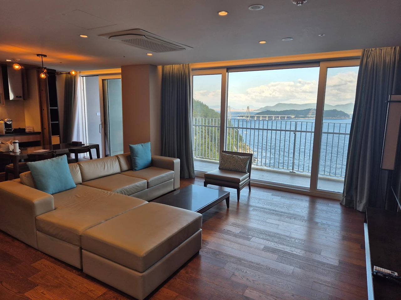 KakaoTalk_Photo_2025-08-27-23-47-01 002.jpeg