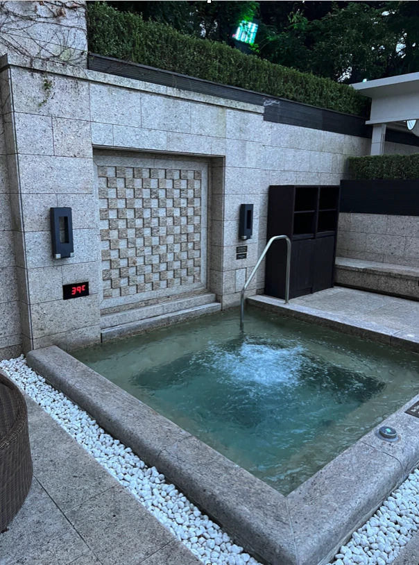 img.png?credential=yqXZFxpELC7KVnFOS48ylbz2pIh7yKj8&expires=1764514799&allow_ip=&allow_referer=&signature=aG7wKoku84f4jS24tUtk9h57zQM%3D