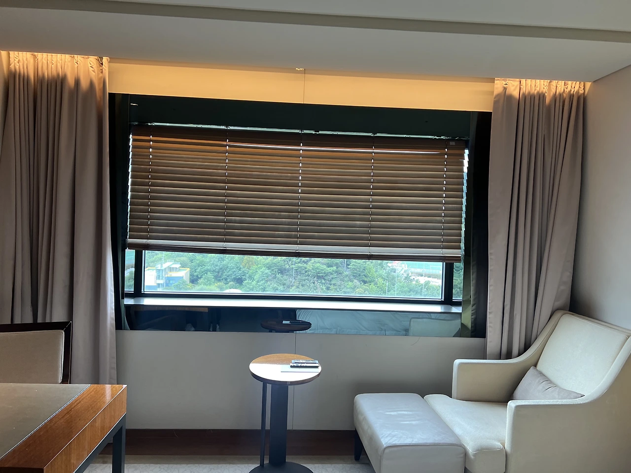 img.png?credential=yqXZFxpELC7KVnFOS48ylbz2pIh7yKj8&expires=1764514799&allow_ip=&allow_referer=&signature=iophpcIfXiOCvVo2CGIuOErgVSU%3D