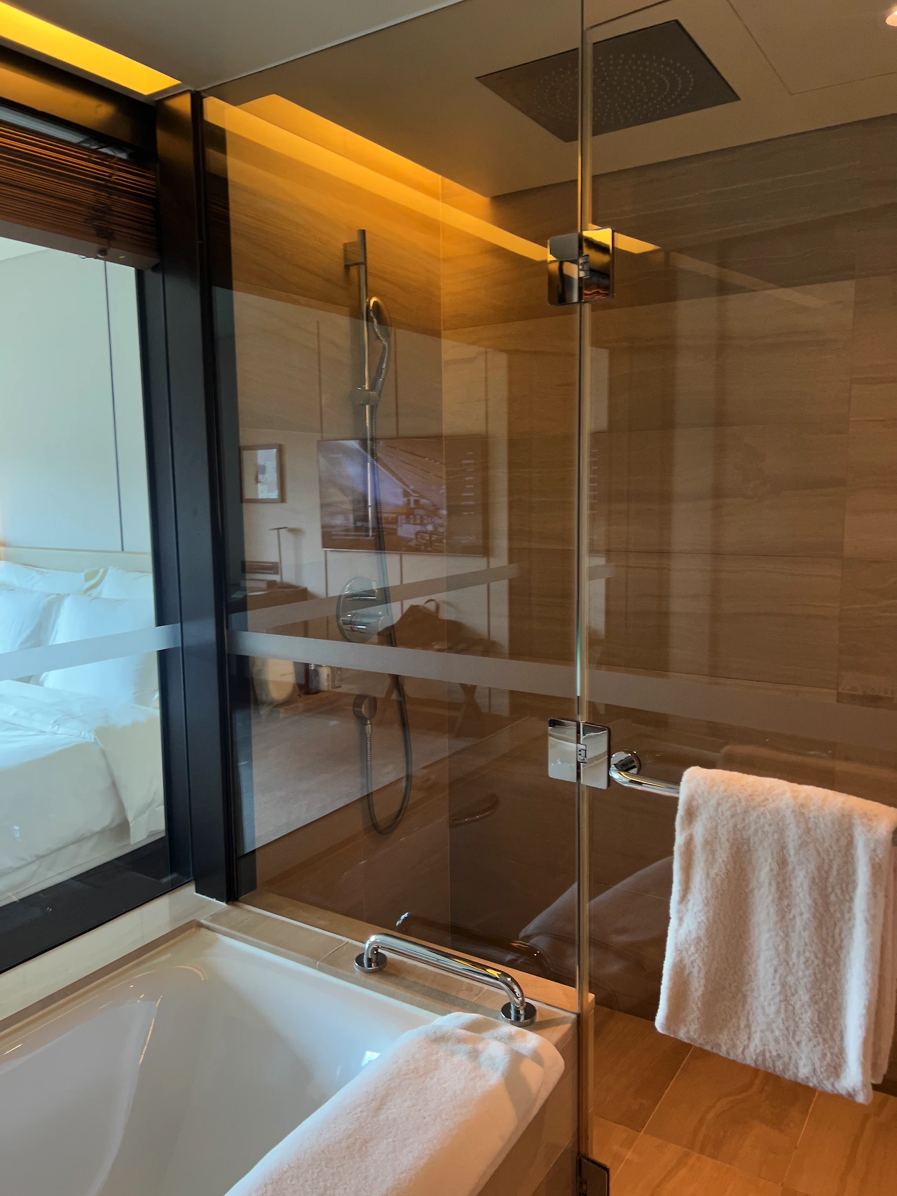 img.png?credential=yqXZFxpELC7KVnFOS48ylbz2pIh7yKj8&expires=1764514799&allow_ip=&allow_referer=&signature=vy%2BAl6gM0R1lqKuNueS6by5%2FsME%3D