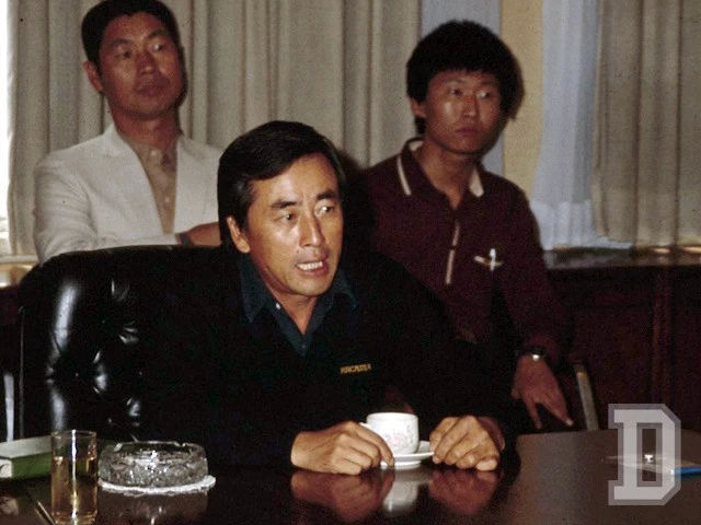 mug_obj_154087563469616073.jpg?type=w1080