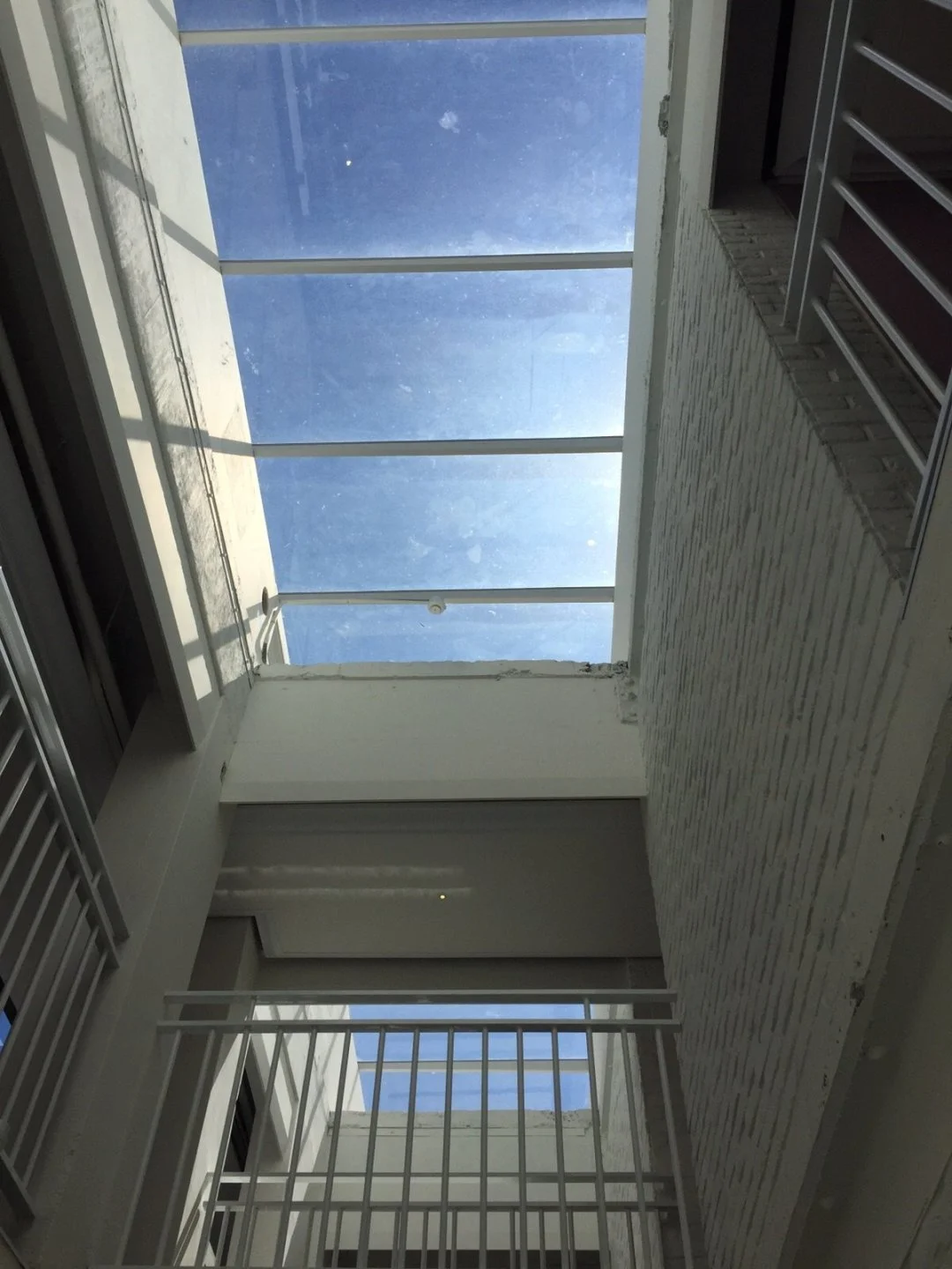 img.jpg?convert=1080x*