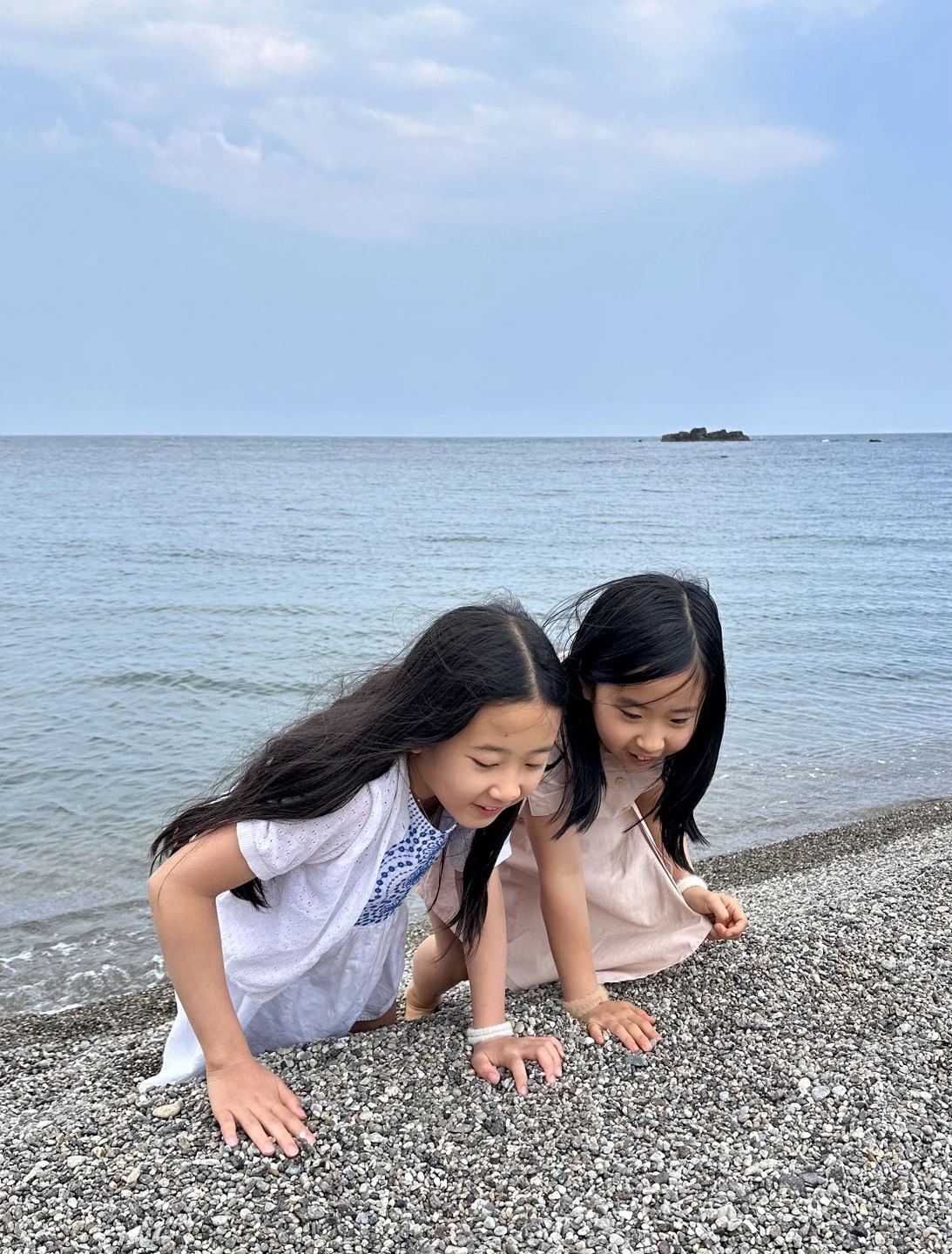 자매사진 다엘13살.jpeg