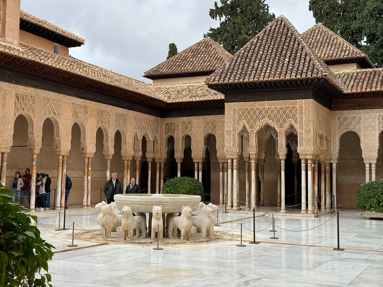 알람브라 사자의궁.jpeg