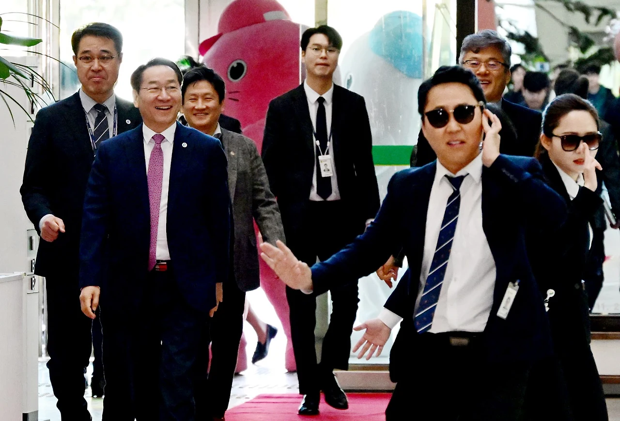 AD_4nXcbg2vkMqa2CEUWdgZdjsqdoHiF3ZqARWABvqq7BObr8qWQo6jbQs_T0o7UPLN_jG9E1GVoJ6v3qtVw-sRFiiE46XeO_b2rw8KOOpoNRIe2zkZpcEyzmOwoLPdn81DfjygaIjmB4Q?key=Rsh0Vy0emp1IuQdnfHaZgZxA