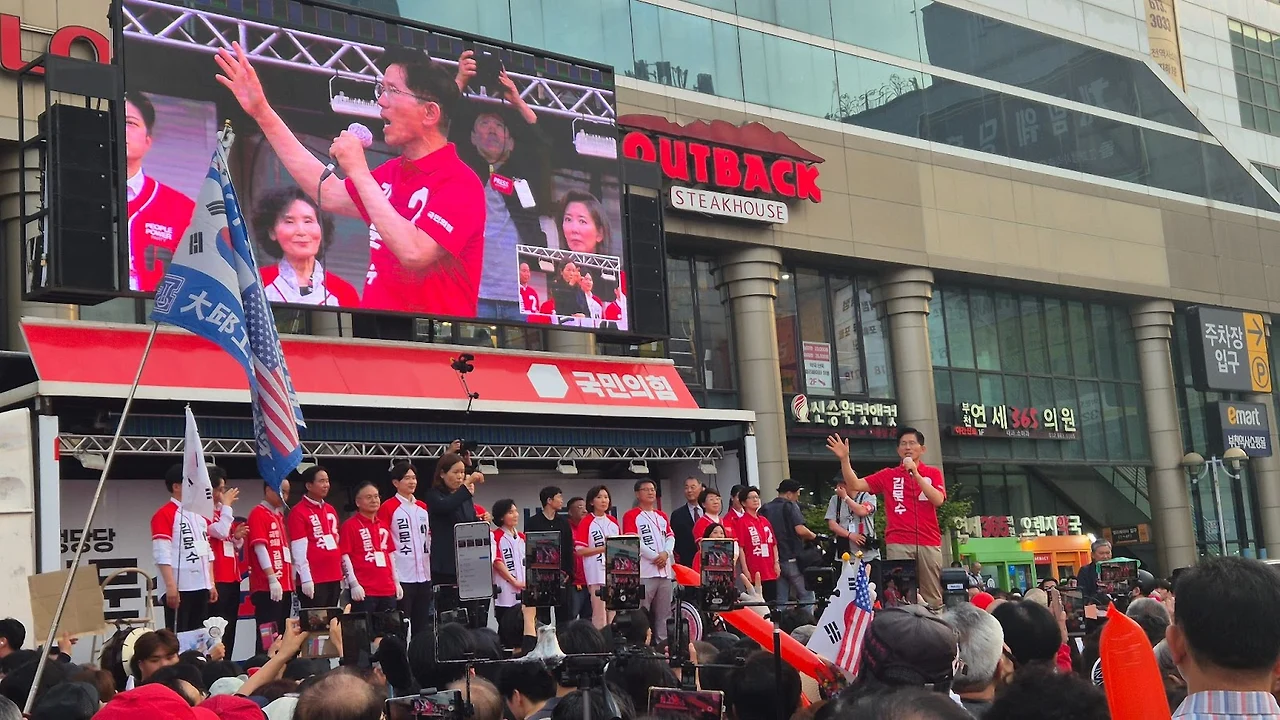 AD_4nXfUR54IB-Bzz-i0XsoY3WMdeg8Yst4exjMfNGYfFDWPijqCHaKKF-GKjDY9G05xrKtJPn_44SRfrINC3tXf8WCmrN5ogKsLIR91r41kAdq_27iDYxdoL40D3xaYIAbABN79reHA?key=cIlWfe658bNZD2R2wzNIsQ