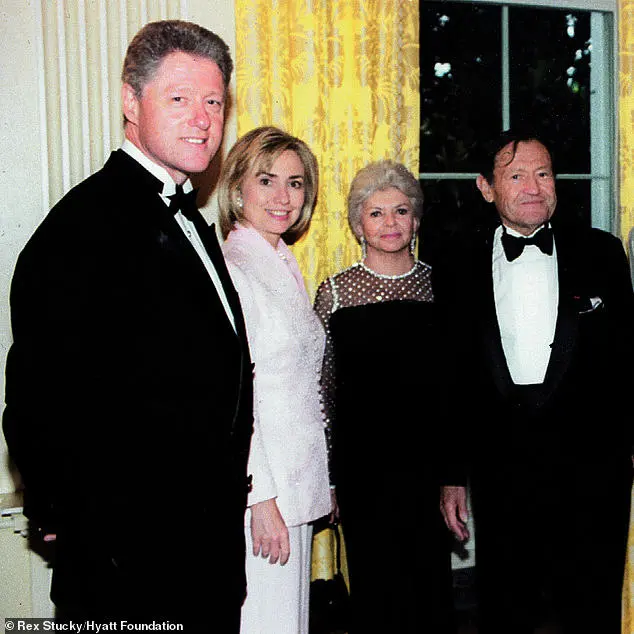 AA1B5CTA.img?w=634&h=634&m=6&x=156&y=79&s=403&d=170