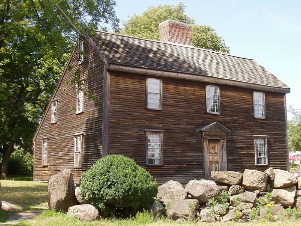 John_Adams_birthplace,_Quincy,_Massachusetts.JPG