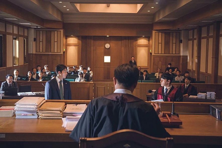 movie_image.jpg?type=m886_590_2