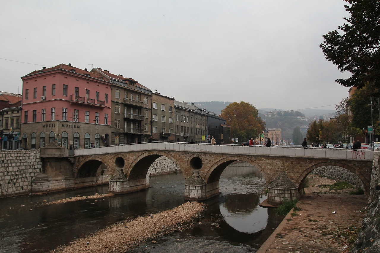 48.라틴브릿지와 박물관.JPG