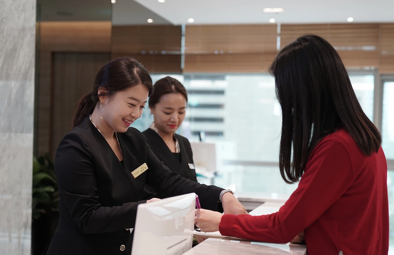 메인 상단 대형 슬라이더 3.JPG