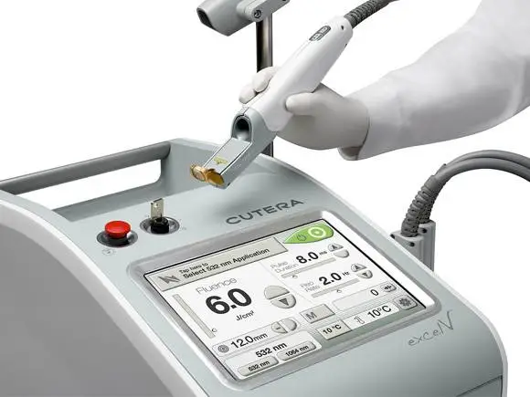 Excel_V__CoolView_over_LCDSCREEN_handpiece_WWW.jpg?type=w1