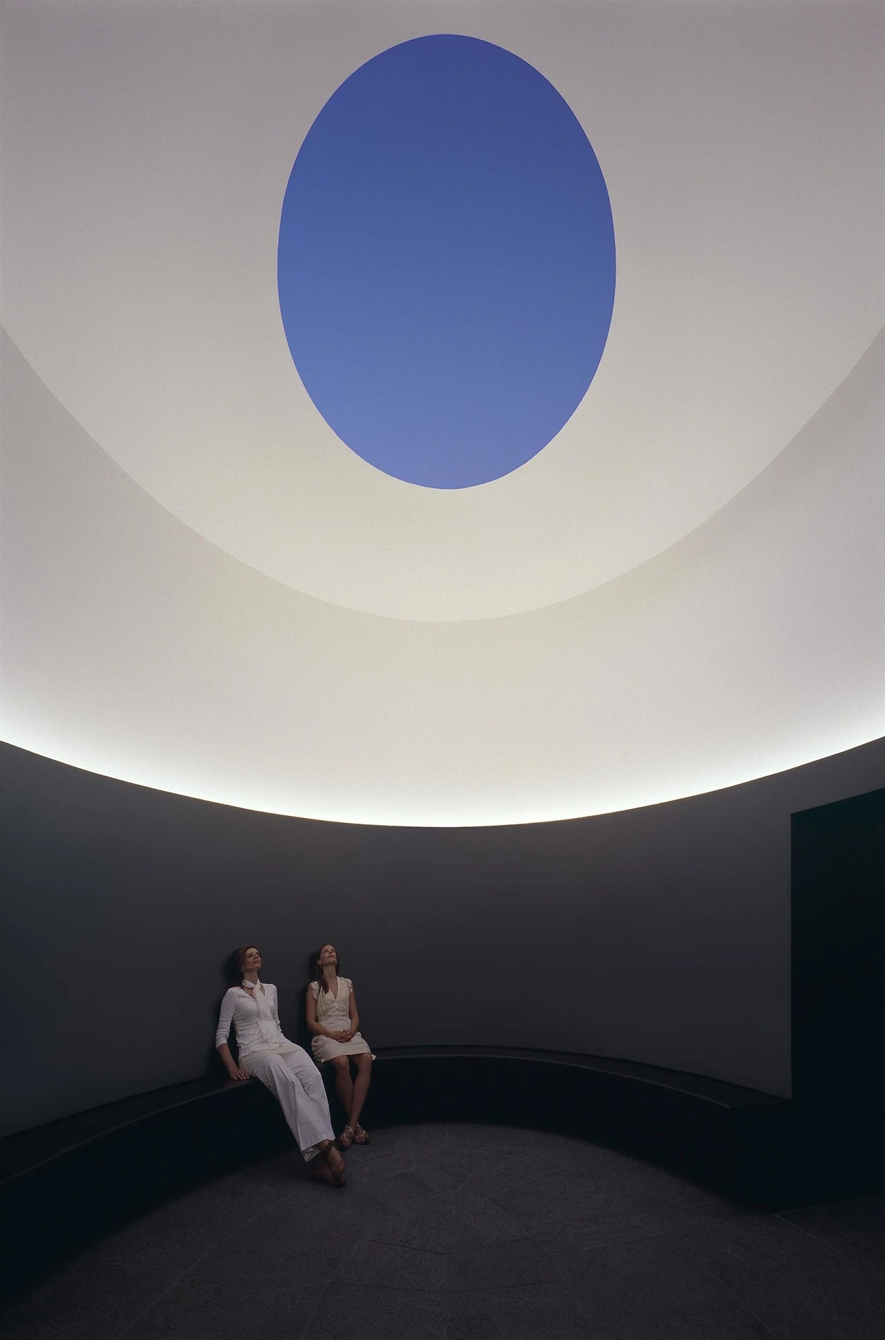 Arch2O-the-color-inside-overland-partners-james-turrell-skyspace-8.jpg?type=w1600