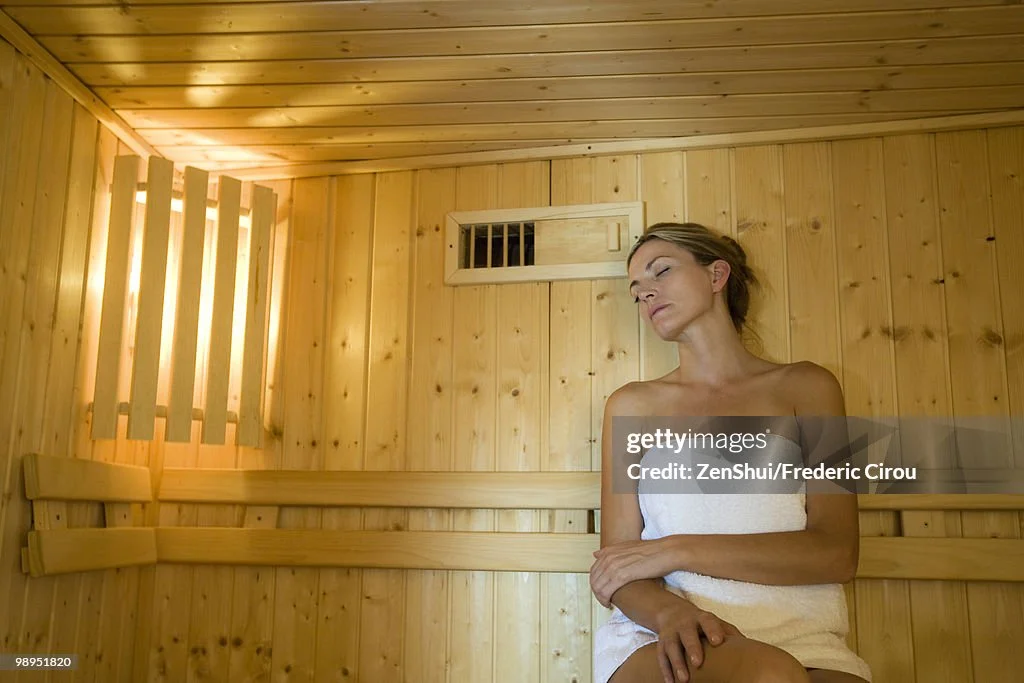 woman-relaxing-in-sauna.jpg?s=1024x1024&w=gi&k=20&c=18-pIRqOSrlFPhZZloBFQwiKPNh-x-7F9eErdf3fUqY=