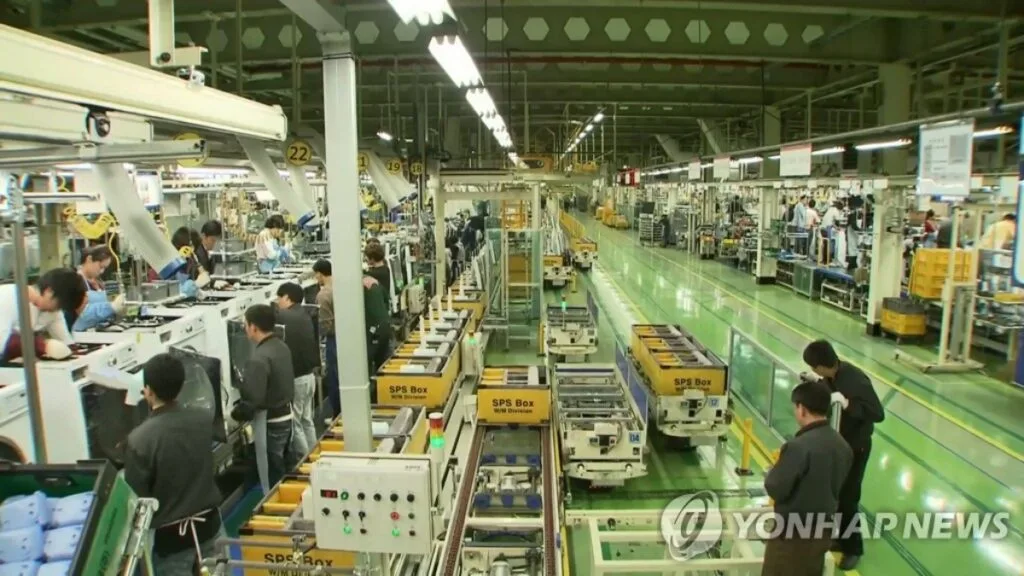 Korean-Manufacturing-Red-Ocean-Crisis-2-1024x576.jpeg