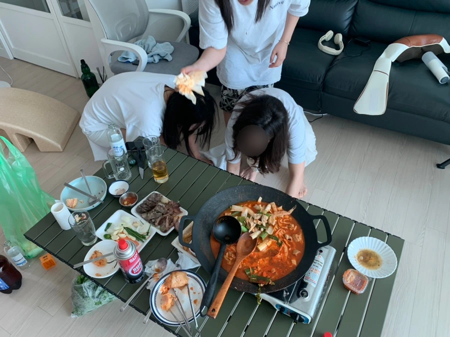 SE-E8F98F68-5C95-4E0D-9FA2-683556D499D2.jpg?type=w1