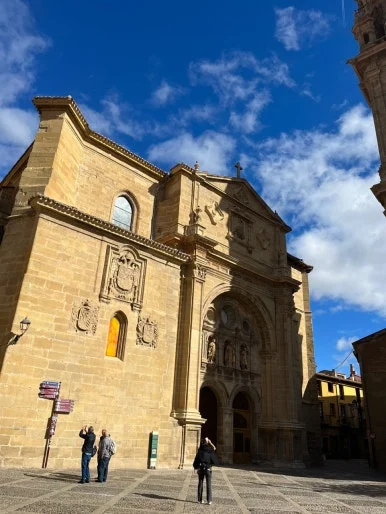 1697723317430.jpg?type=w386