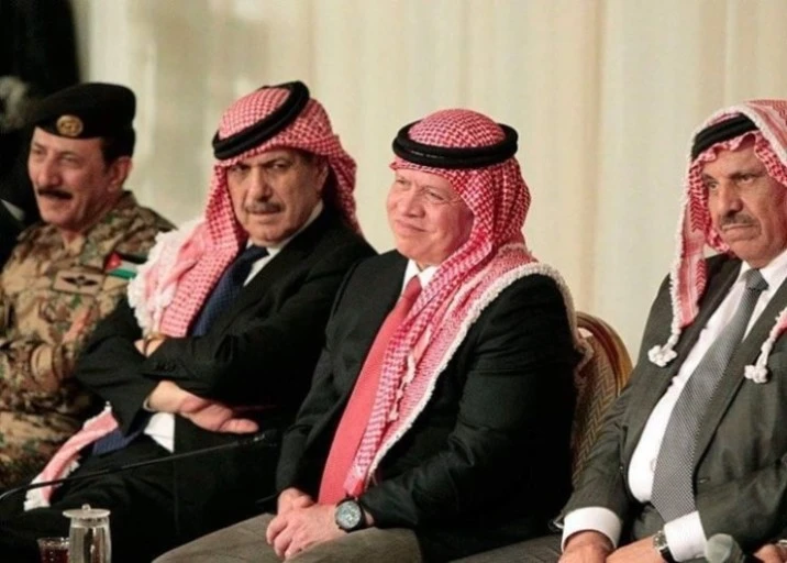 ?src=http%3A%2F%2Fblogfiles.naver.net%2F20160114_213%2Ffriderike_14527783811125Wos5_JPEG%2Fhashmiatefutttamily.jpg&type=sc960_832