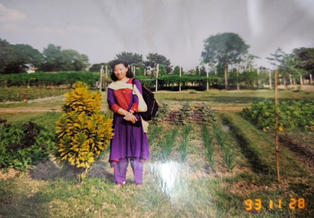 사디의 텃밭 앞에서.PNG