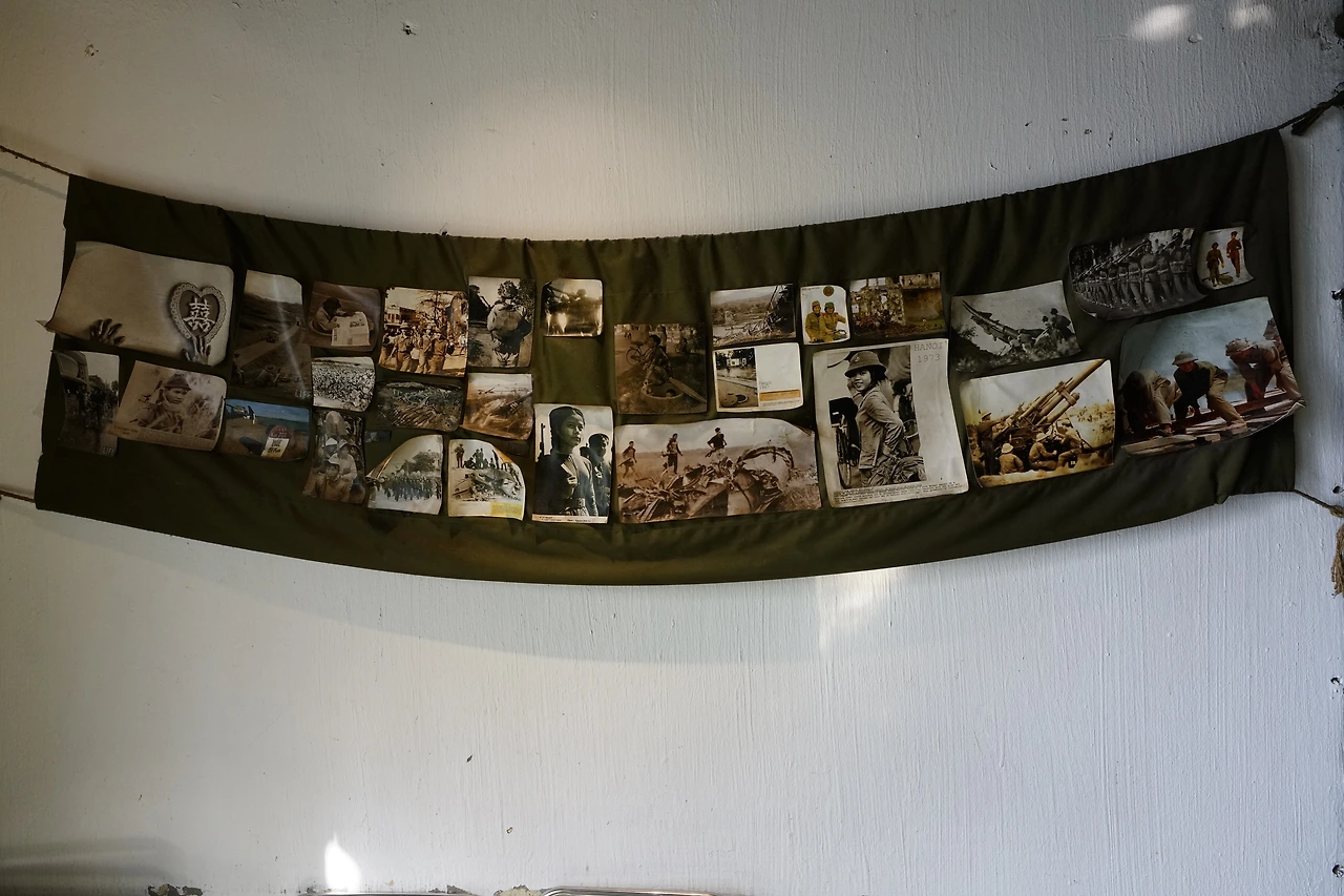 콩카페 실내벽2.JPG