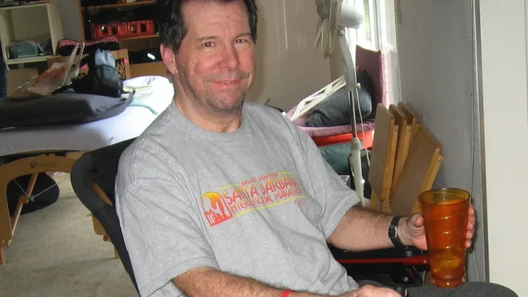 halcover1004_45f8b98370